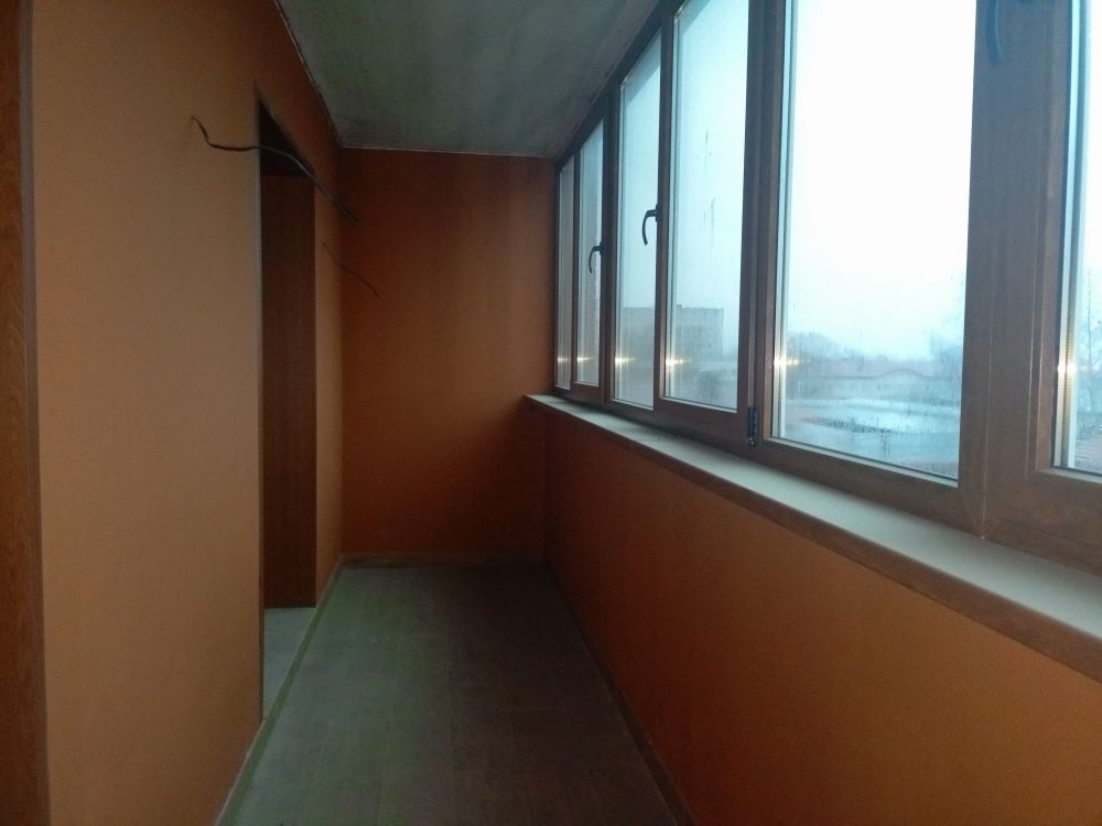 Продаётся 4 комнатная квартира, площадью 130 м², 9 этаж александров г. свердлова ул.