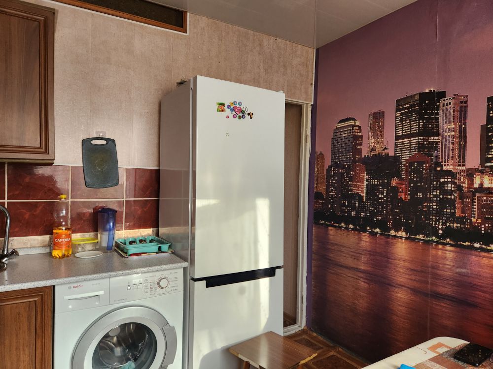 Продаётся 2 комнатная квартира, площадью 48.2 м², 5 этаж александров г. фабрика калинина ул.
