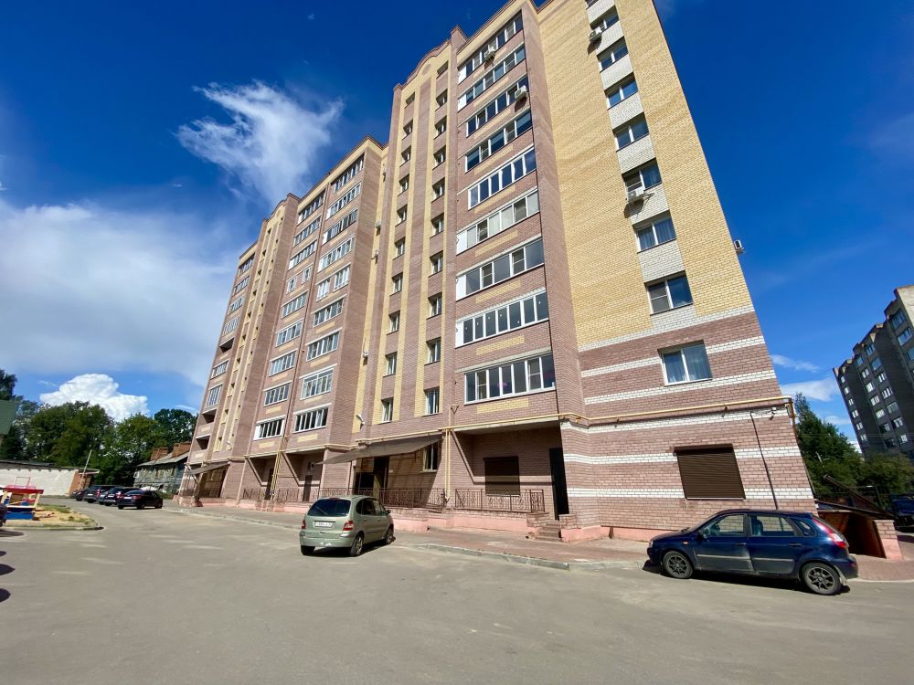 Продаётся 2 комнатная квартира, площадью 66.2 м², 10 этаж александров г. перфильева ул.
