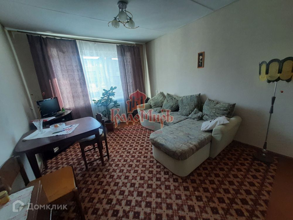 Продаётся 2 комнатная квартира, площадью 49.7 м², 5 этаж александров г. казарменный пер.