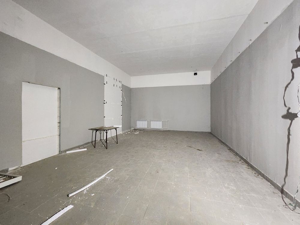 Сдаётся 400 м² с подвалом и 3 входами, Александров г.