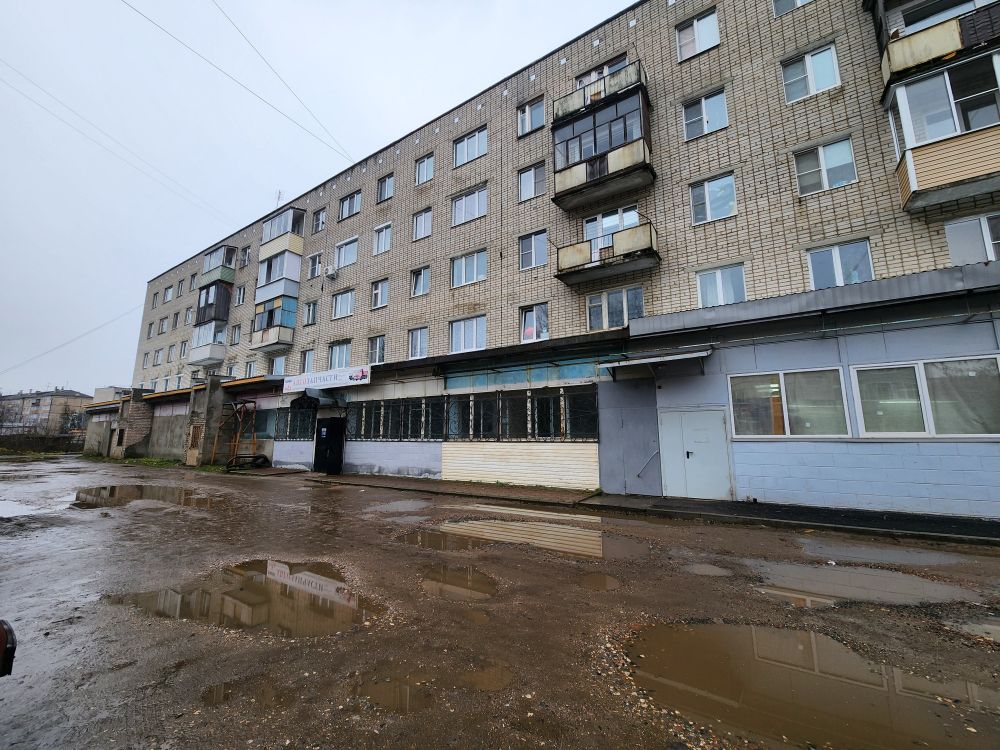 Сдаётся 400 м² с подвалом и 3 входами, Александров г.