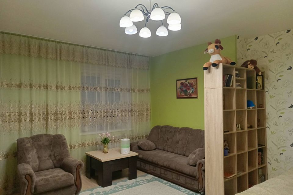 Продаётся 2 комнатная квартира, площадью 80.4 м², 10 этаж Александров г. Свердлова ул.