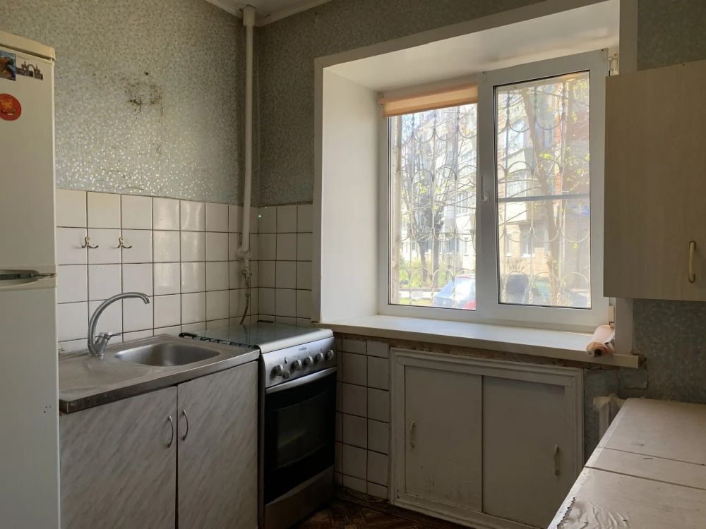 Продаётся 3 комнатная квартира, площадью 58.2 м², 5 этаж александров г. вокзальный пер.