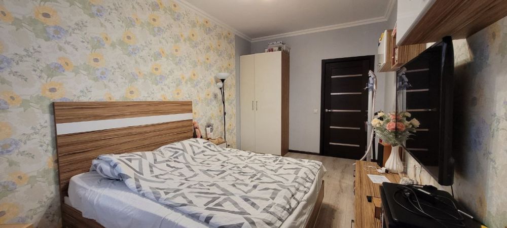 Продаётся 2 комнатная квартира, площадью 63 м², 9 этаж александров г. жулева ул.
