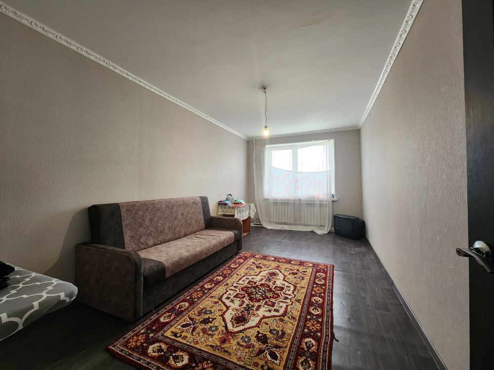 Продаётся 2 комнатная квартира, площадью 48.2 м², 5 этаж александров г. фабрика калинина ул.