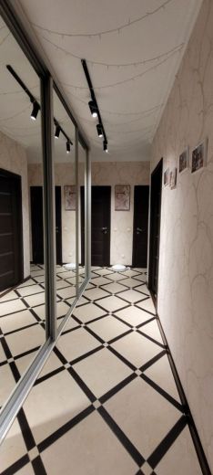 Продаётся 2 комнатная квартира, площадью 63 м², 9 этаж александров г. жулева ул.