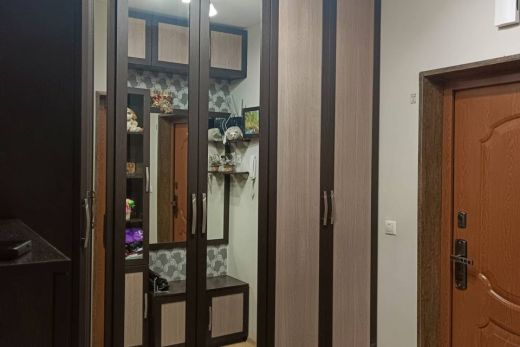 Продаётся 2 комнатная квартира, площадью 80.4 м², 10 этаж Александров г. Свердлова ул.