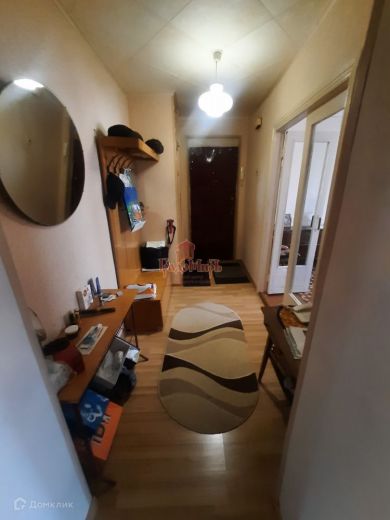 Продаётся 2 комнатная квартира, площадью 49.7 м², 5 этаж александров г. казарменный пер.
