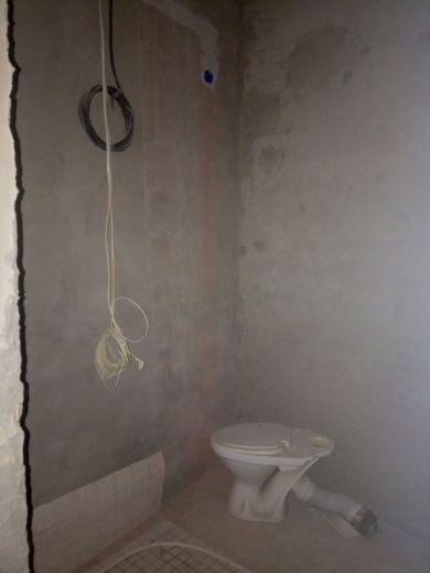 Продаётся 4 комнатная квартира, площадью 130 м², 9 этаж александров г. свердлова ул.