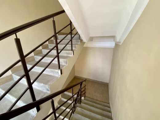 Продаётся 2 комнатная квартира, площадью 66.2 м², 10 этаж александров г. перфильева ул.
