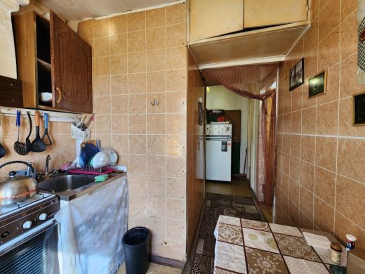 Продаётся 1 комнатная квартира, площадью 32.3 м², 2 этаж александров г. радио ул.