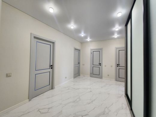 Продаётся 3 комнатная квартира, площадью 95.4 м², 9 этаж александров г. жулева ул.
