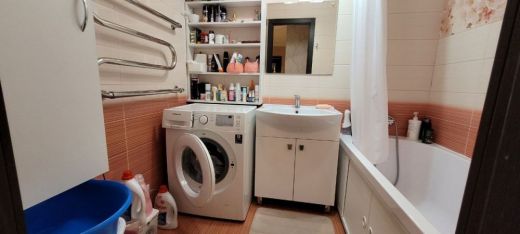Продаётся 2 комнатная квартира, площадью 63 м², 9 этаж александров г. жулева ул.