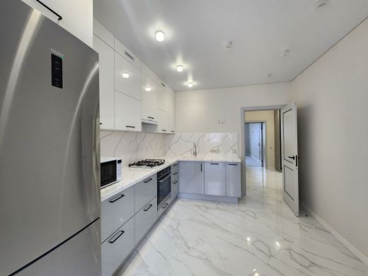 Продаётся 3 комнатная квартира, площадью 95.4 м², 9 этаж александров г. жулева ул.