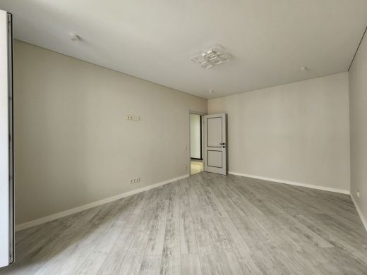 Продаётся 3 комнатная квартира, площадью 95.4 м², 9 этаж александров г. жулева ул.