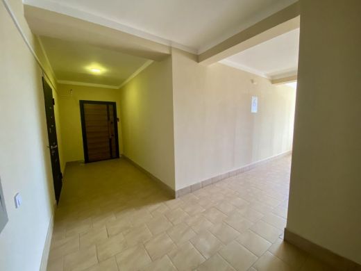 Продаётся 2 комнатная квартира, площадью 66.2 м², 10 этаж александров г. перфильева ул.