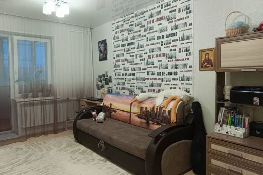Продаётся 2 комнатная квартира, площадью 80.4 м², 10 этаж Александров г. Свердлова ул.