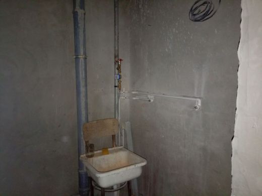 Продаётся 4 комнатная квартира, площадью 130 м², 9 этаж александров г. свердлова ул.