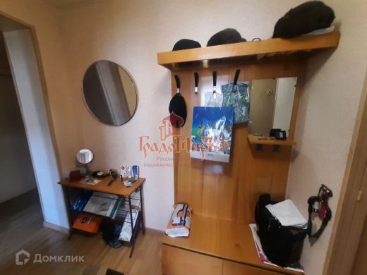 Продаётся 2 комнатная квартира, площадью 49.7 м², 5 этаж александров г. казарменный пер.