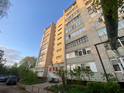 Продаётся 2 комнатная квартира, площадью 54.5 м², 9 этаж александров г. калининская ул.