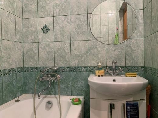 Продаётся 2 комнатная квартира, площадью 44.5 м², 3 этаж карабаново г. мира ул.
